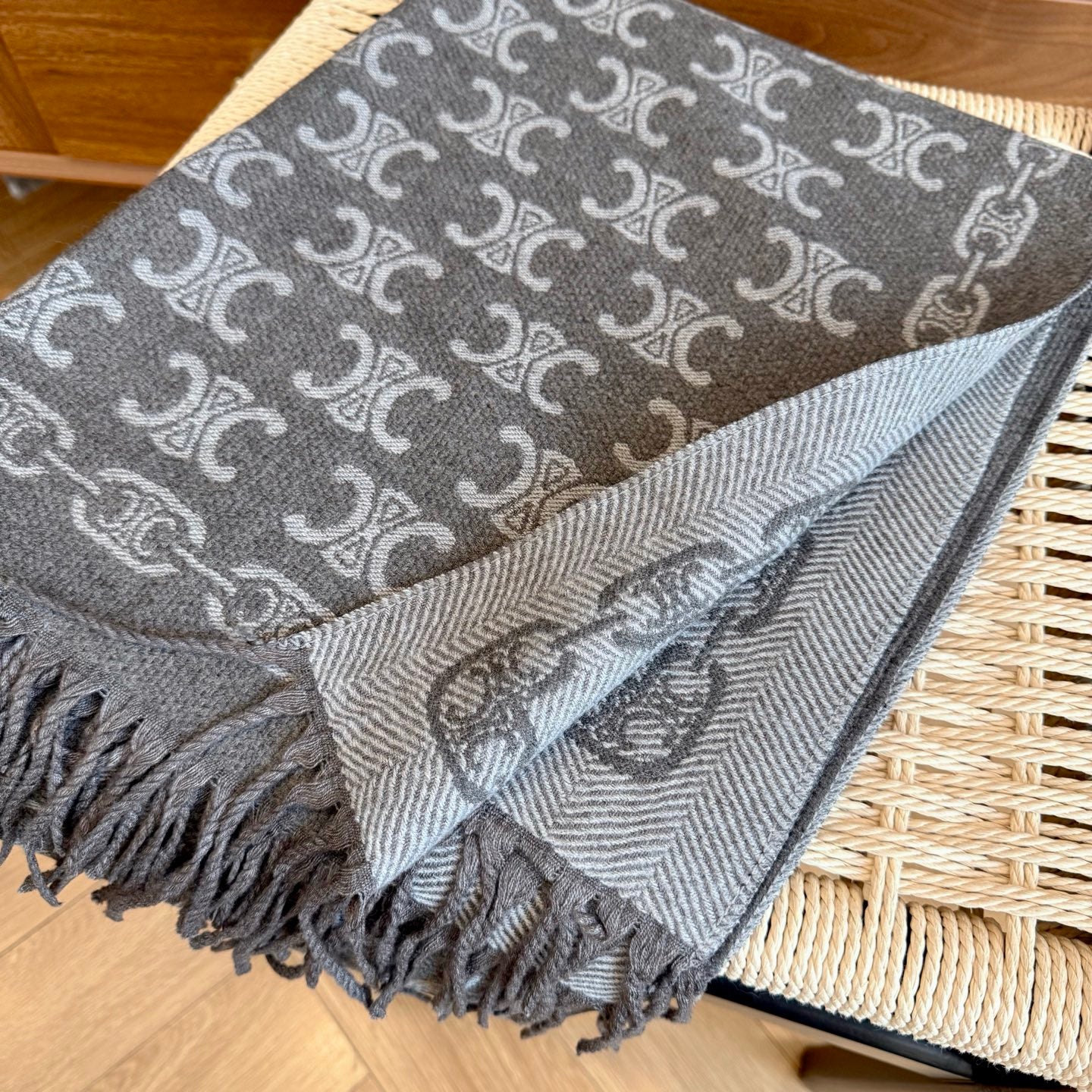 Fashionable CE Logo Scarf