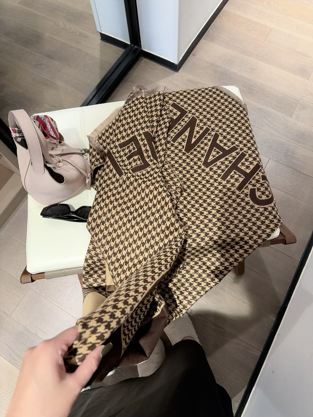 Fashionable CC Letter Scarf