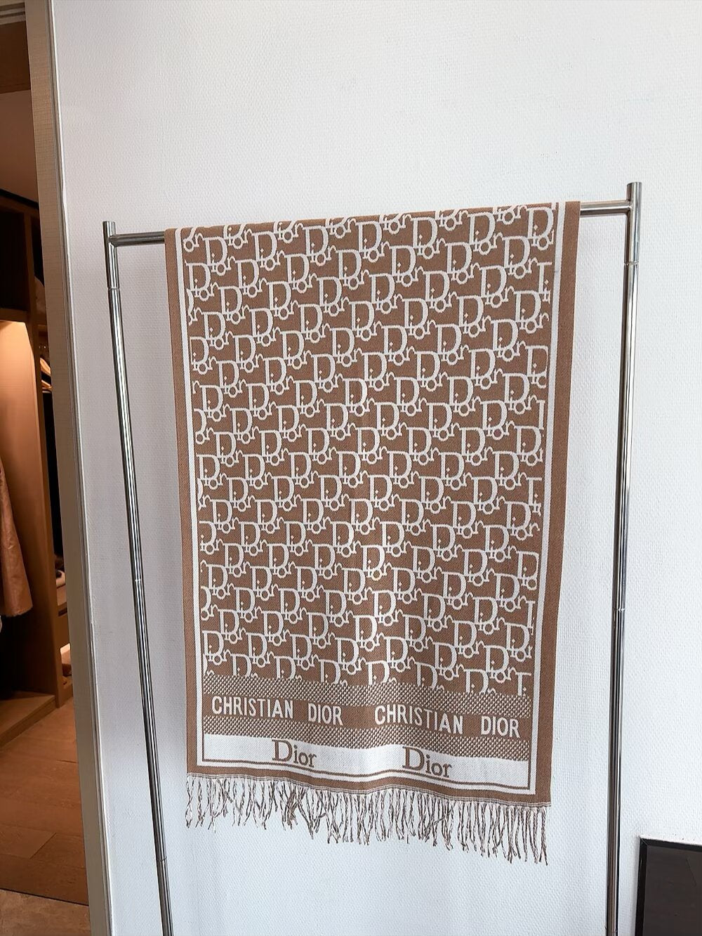 Fashionable CD Letter Scarf