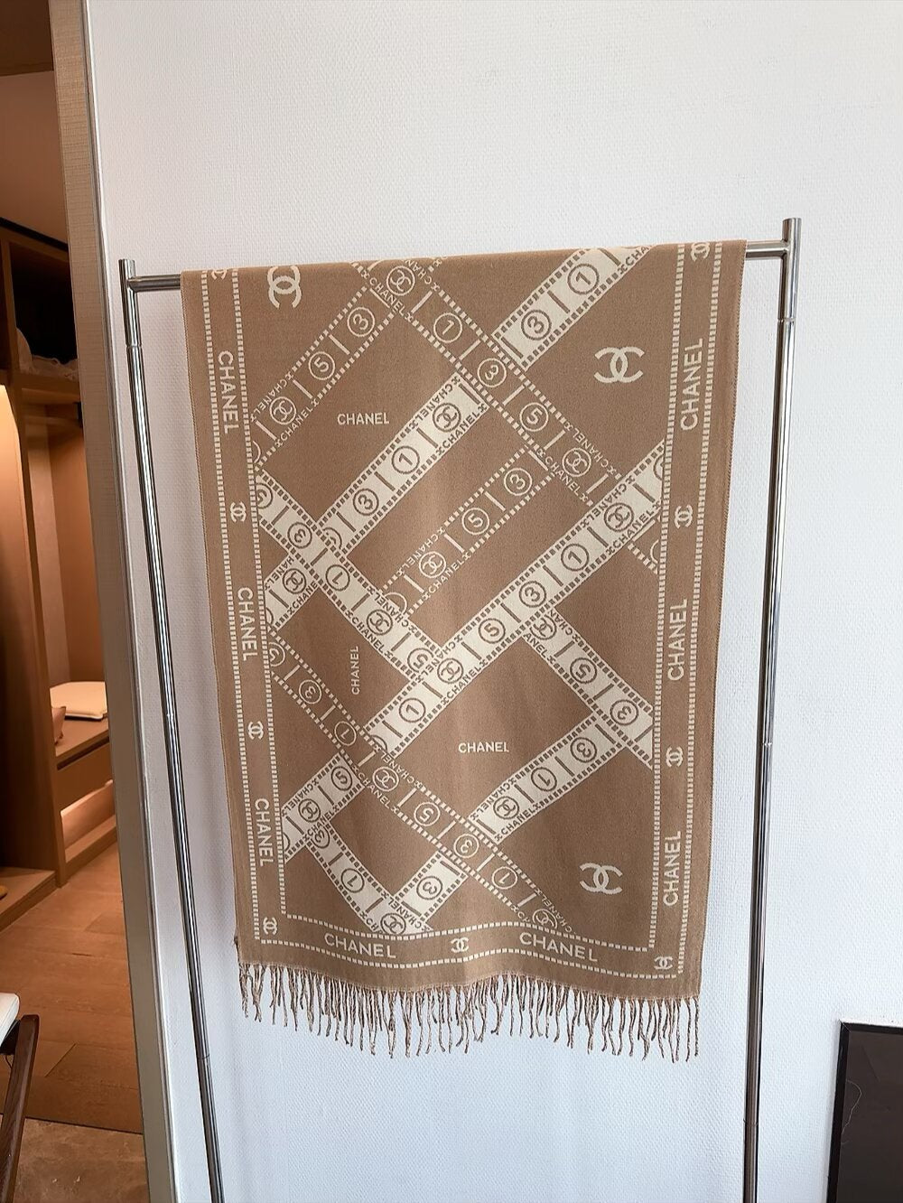 Fashionable CC Letter Scarf