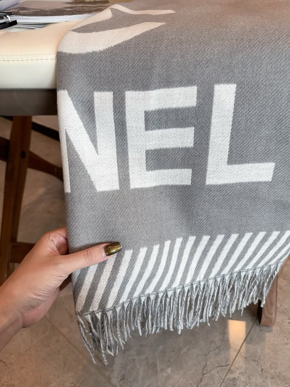 Fashionable CC Letter Scarf