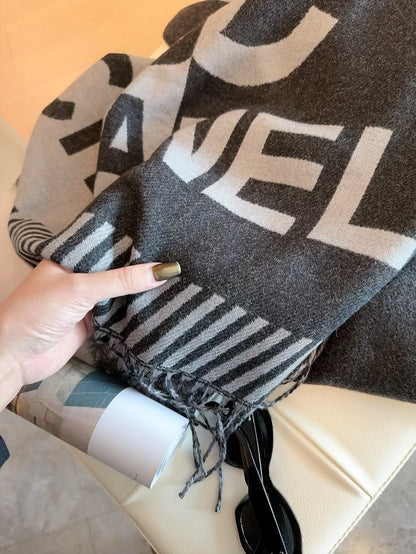 Fashionable CC Letter Scarf