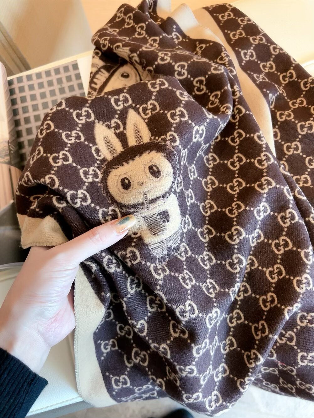 Fashionable CC Letter Scarf