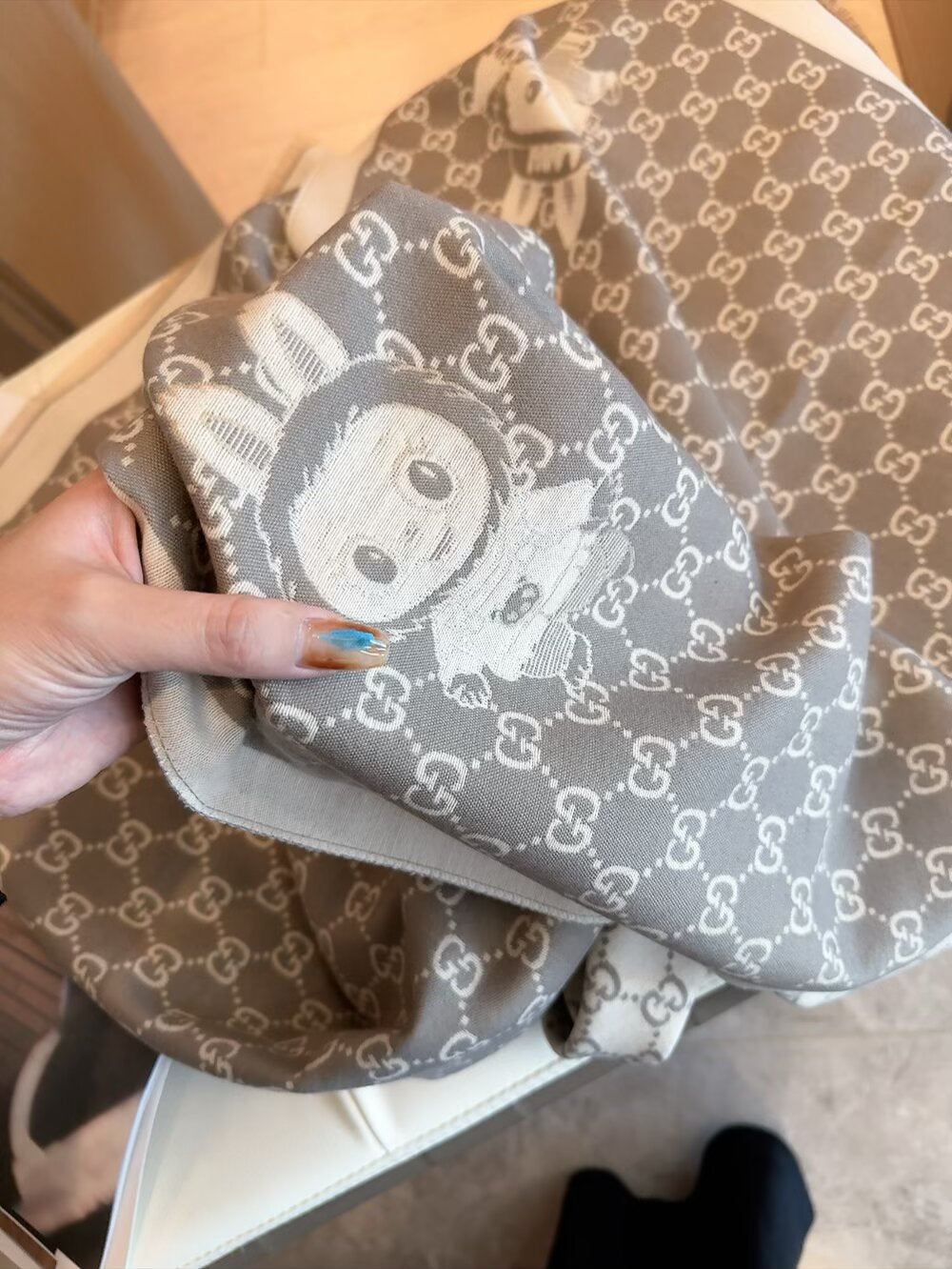 Fashionable CC Letter Scarf