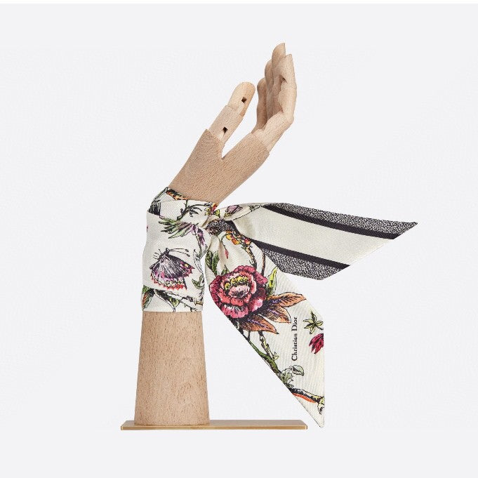 Stylish CD Letter Pattern Silk Scarf