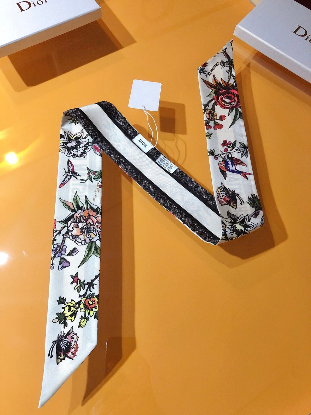 Stylish CD Letter Pattern Silk Scarf