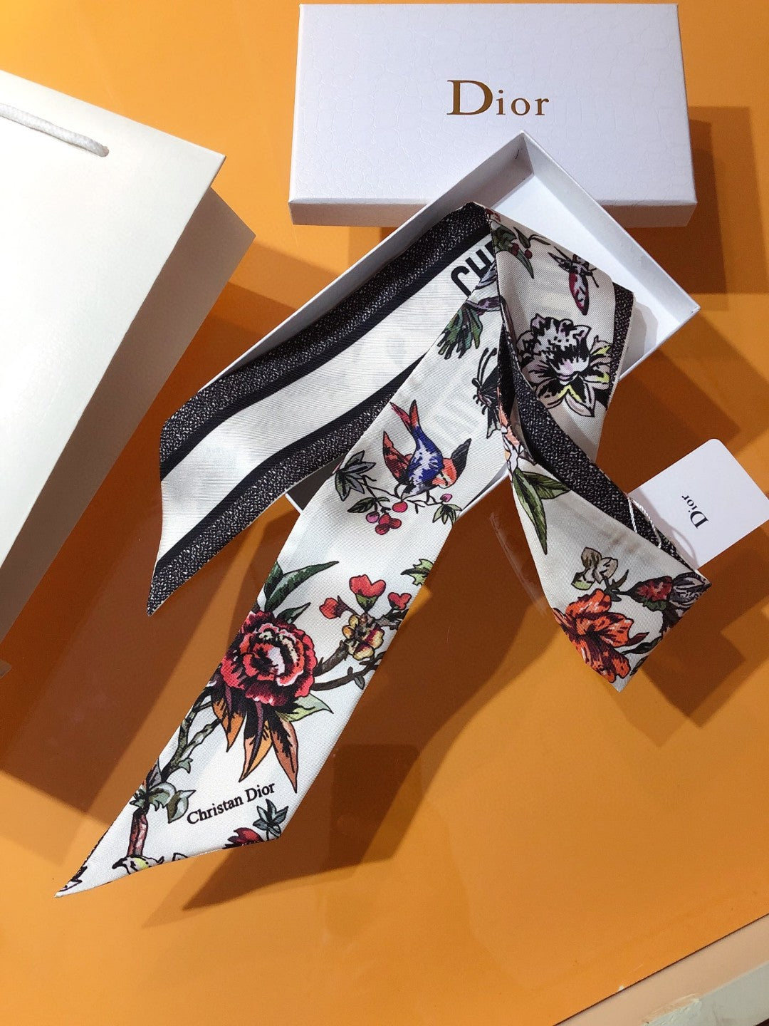Stylish CD Letter Pattern Silk Scarf