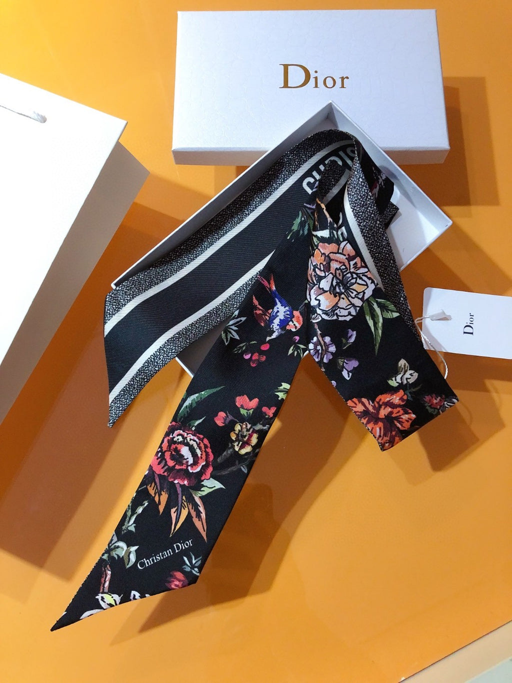 Stylish CD Letter Pattern Silk Scarf