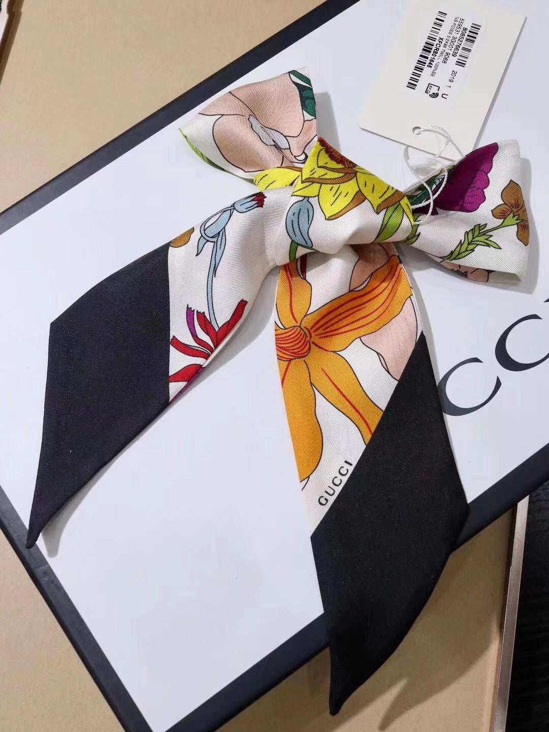 Stylish GG Letter Pattern Silk Scarf