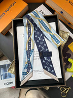 Stylish Four-Leaf Clover &amp; Letter Pattern Silk Scarf