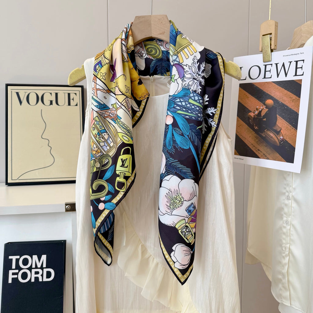 Stylish Four-Leaf Clover &amp; Letter Pattern Silk Scarf