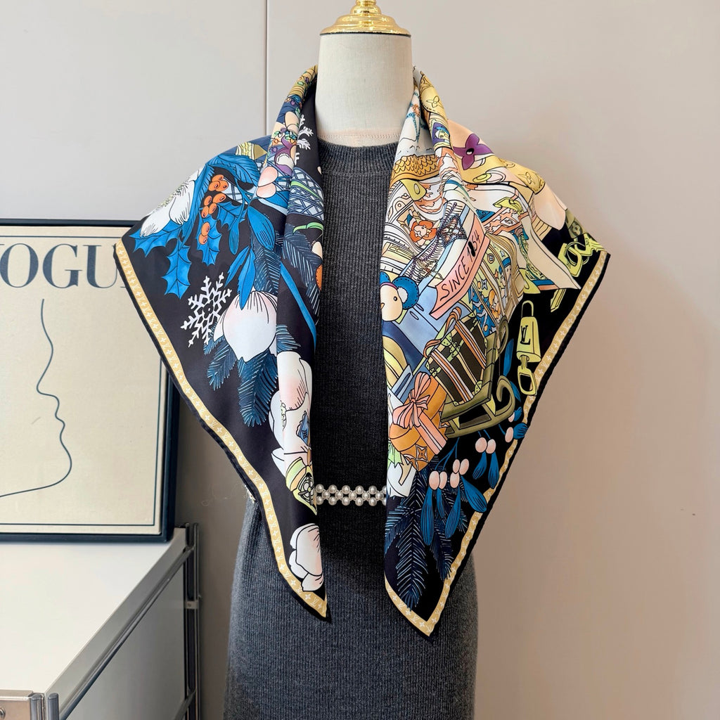 Stylish Four-Leaf Clover &amp; Letter Pattern Silk Scarf