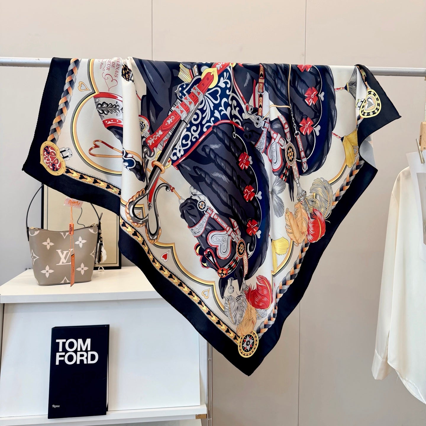 Stylish H Pattern Silk Scarf
