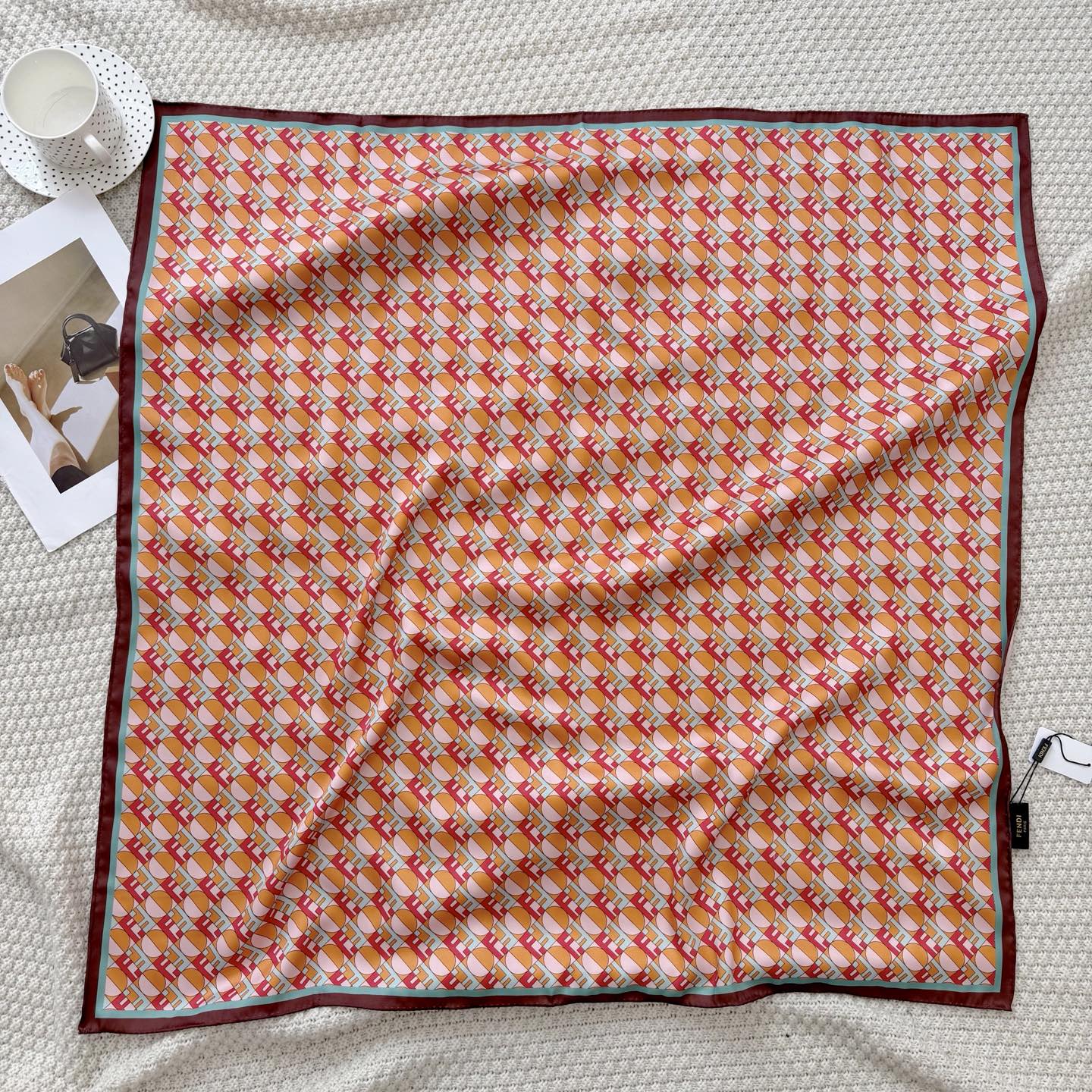 Stylish FF Letter Pattern Silk Scarf
