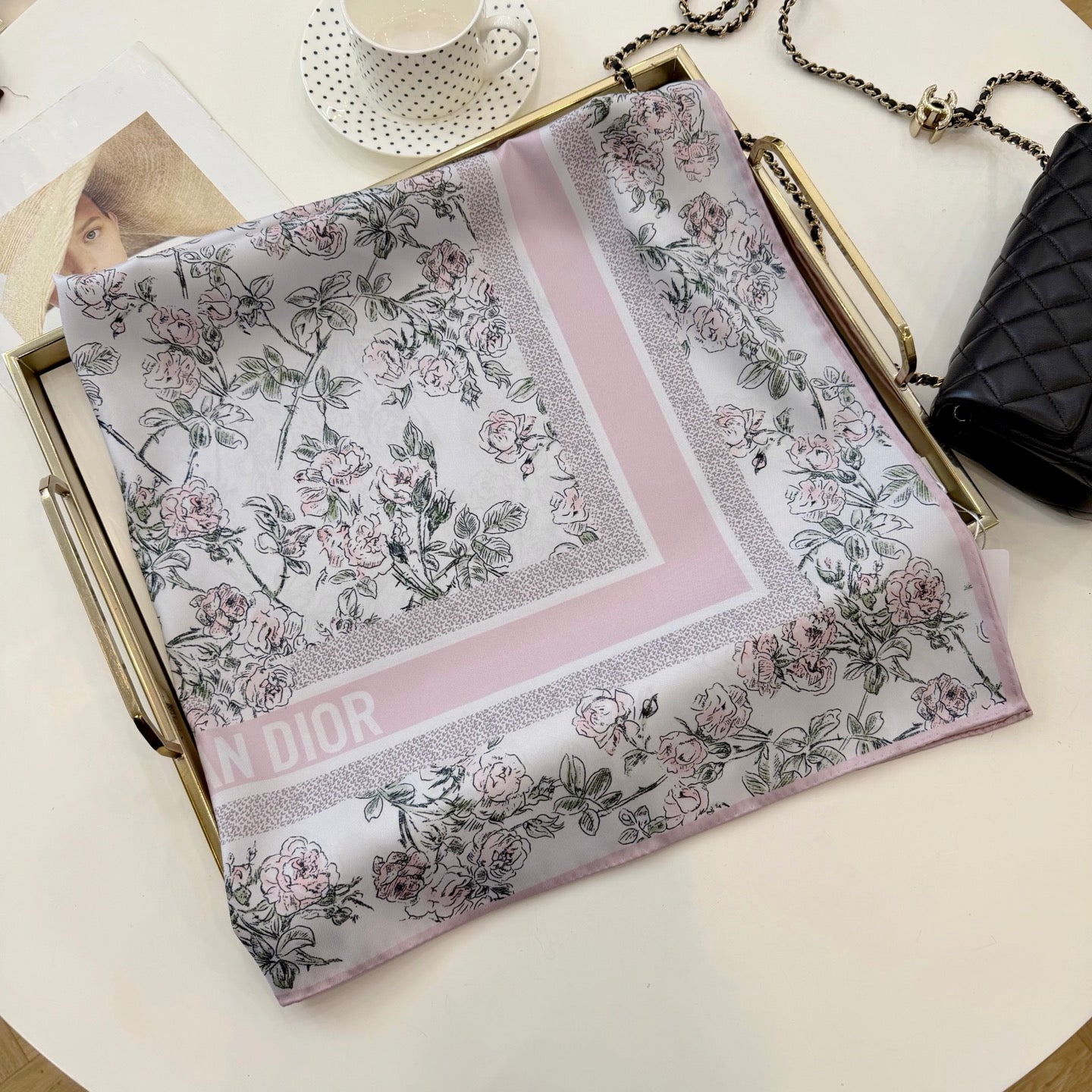 Stylish CD Letter Pattern Silk Scarf