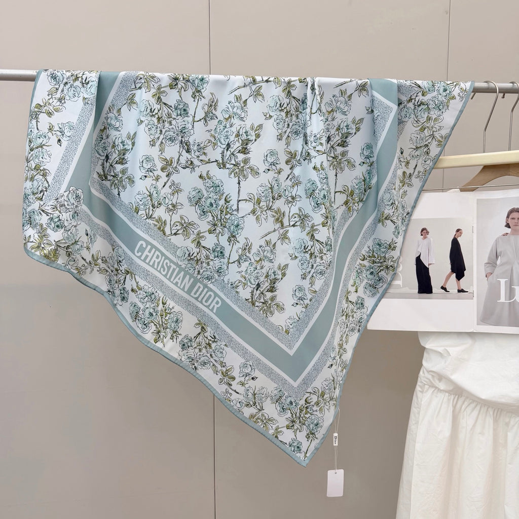Stylish CD Letter Pattern Silk Scarf