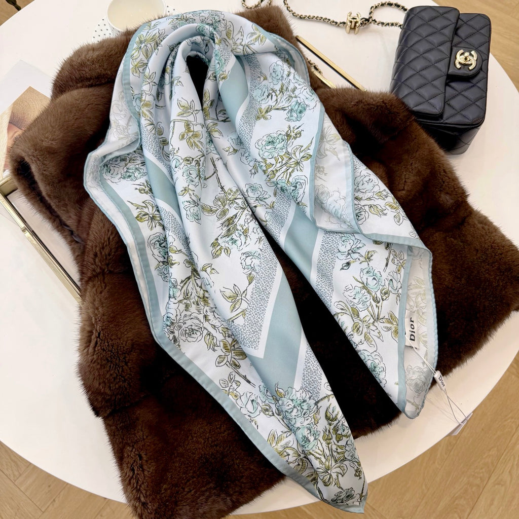 Stylish CD Letter Pattern Silk Scarf