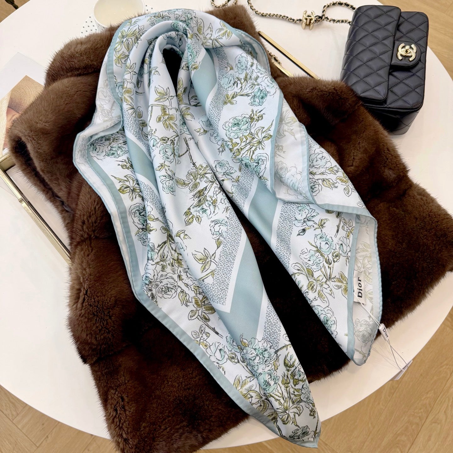 Stylish CD Letter Pattern Silk Scarf