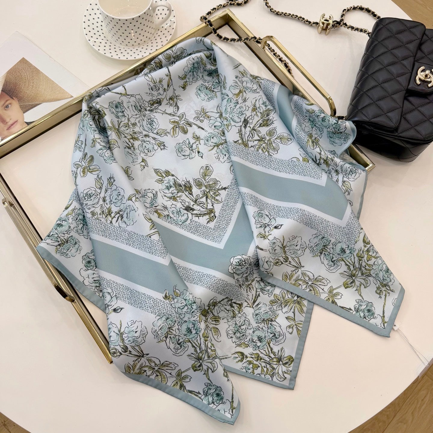 Stylish CD Letter Pattern Silk Scarf