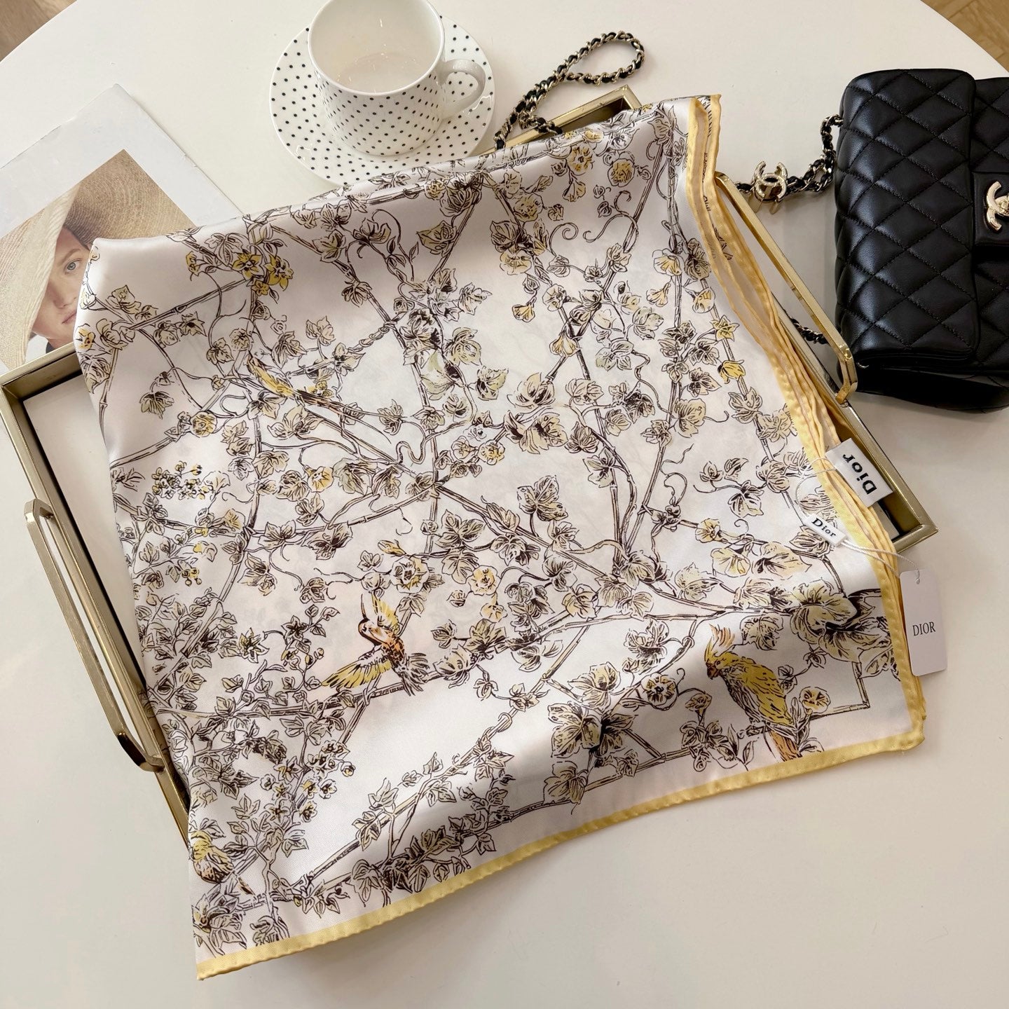 Stylish CD Letter Pattern Silk Scarf