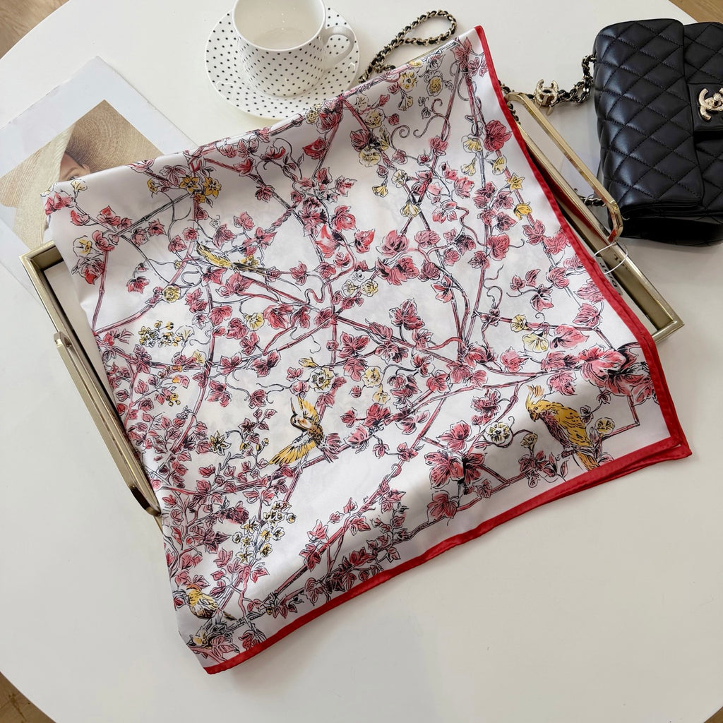 Stylish CD Letter Pattern Silk Scarf