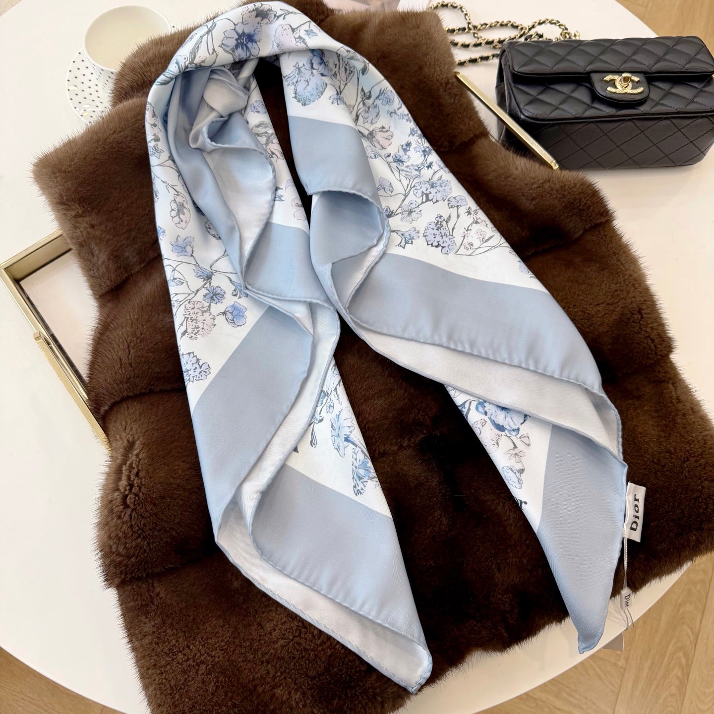 Stylish CD Letter Pattern Silk Scarf