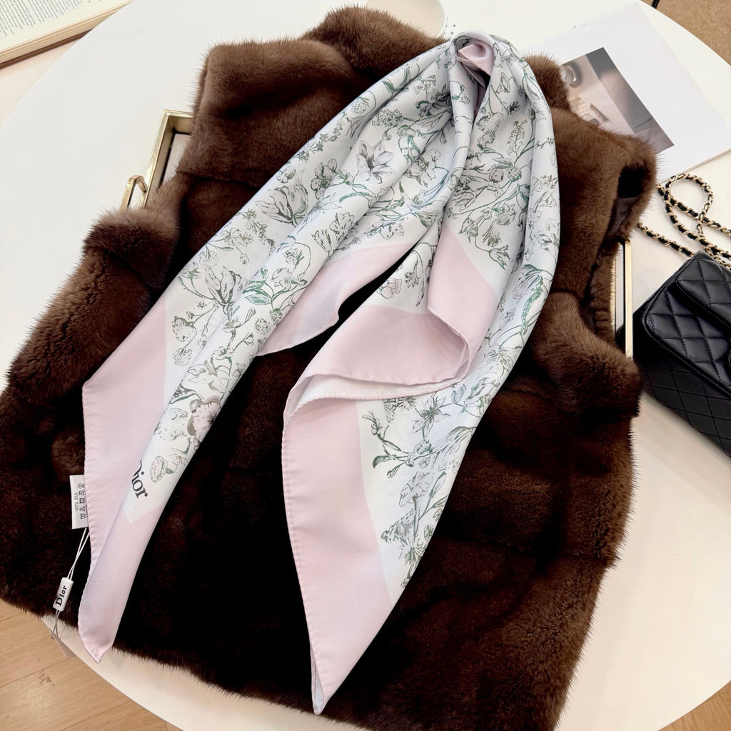 Stylish CD Letter Pattern Silk Scarf