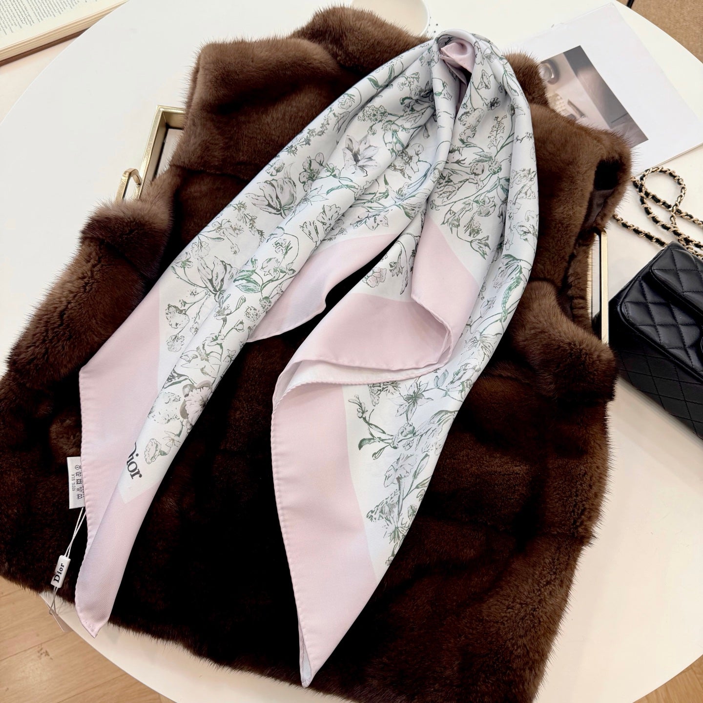 Stylish CD Letter Pattern Silk Scarf