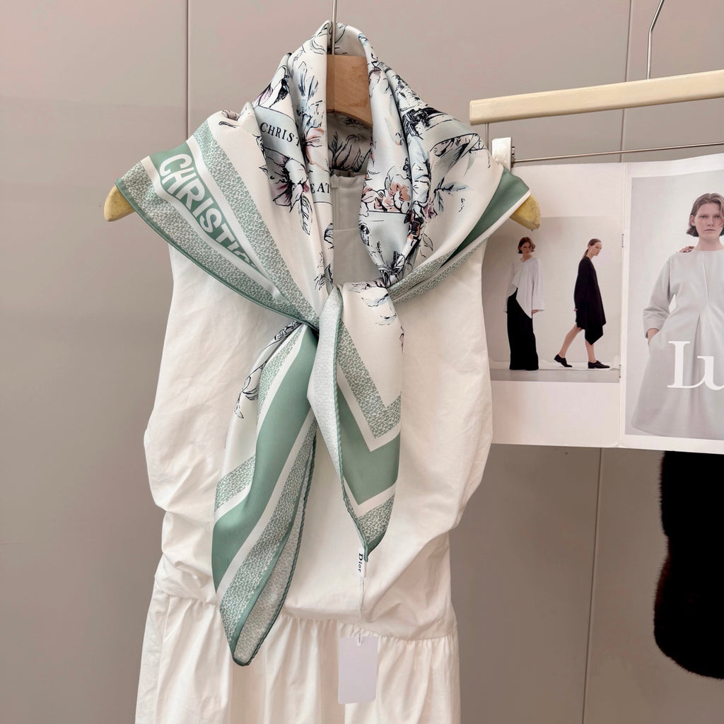 Stylish CD Letter Pattern Silk Scarf
