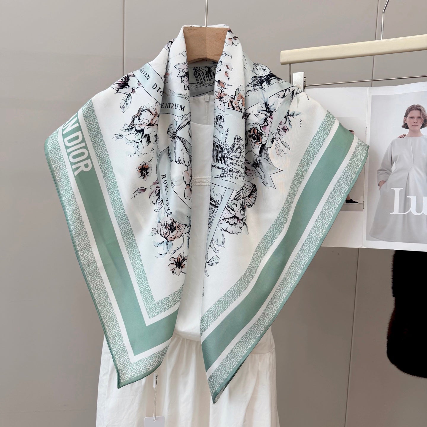 Stylish CD Letter Pattern Silk Scarf