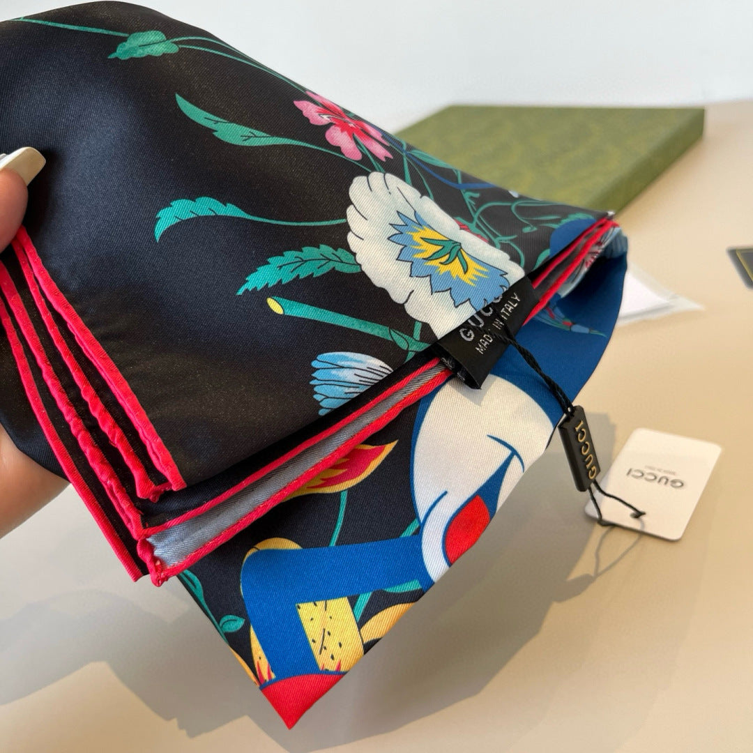 Stylish GG Letter Pattern Silk Scarf