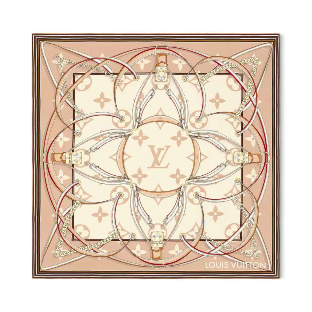 Stylish Four-Leaf Clover &amp; Letter Pattern Silk Scarf