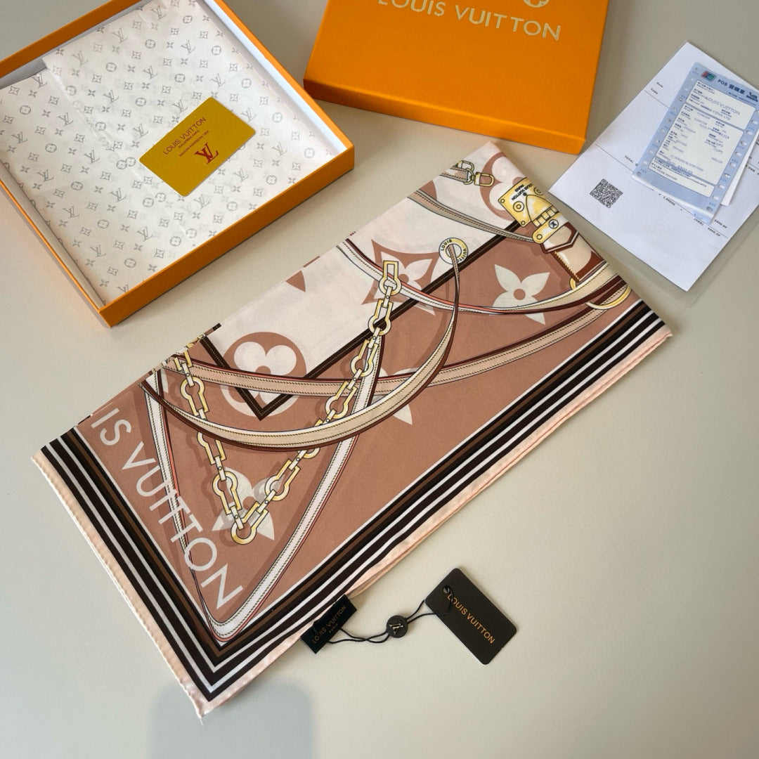 Stylish Four-Leaf Clover &amp; Letter Pattern Silk Scarf