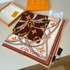 Stylish Four-Leaf Clover &amp; Letter Pattern Silk Scarf
