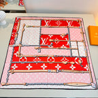 Stylish Four-Leaf Clover &amp; Letter Pattern Silk Scarf