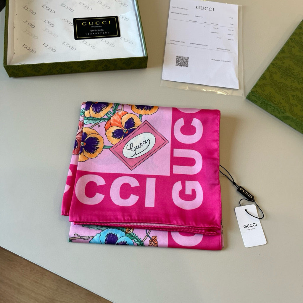 Stylish GG Letter Pattern Silk Scarf