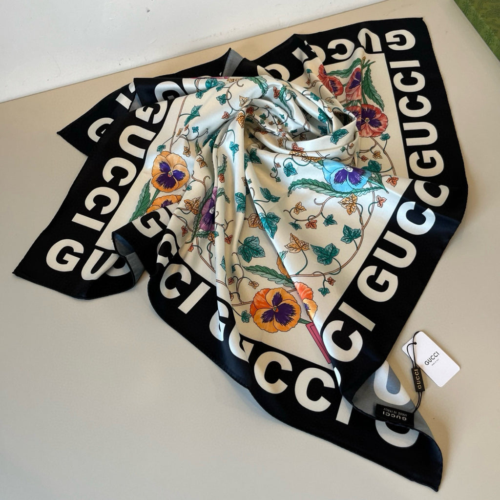 Stylish GG Letter Pattern Silk Scarf