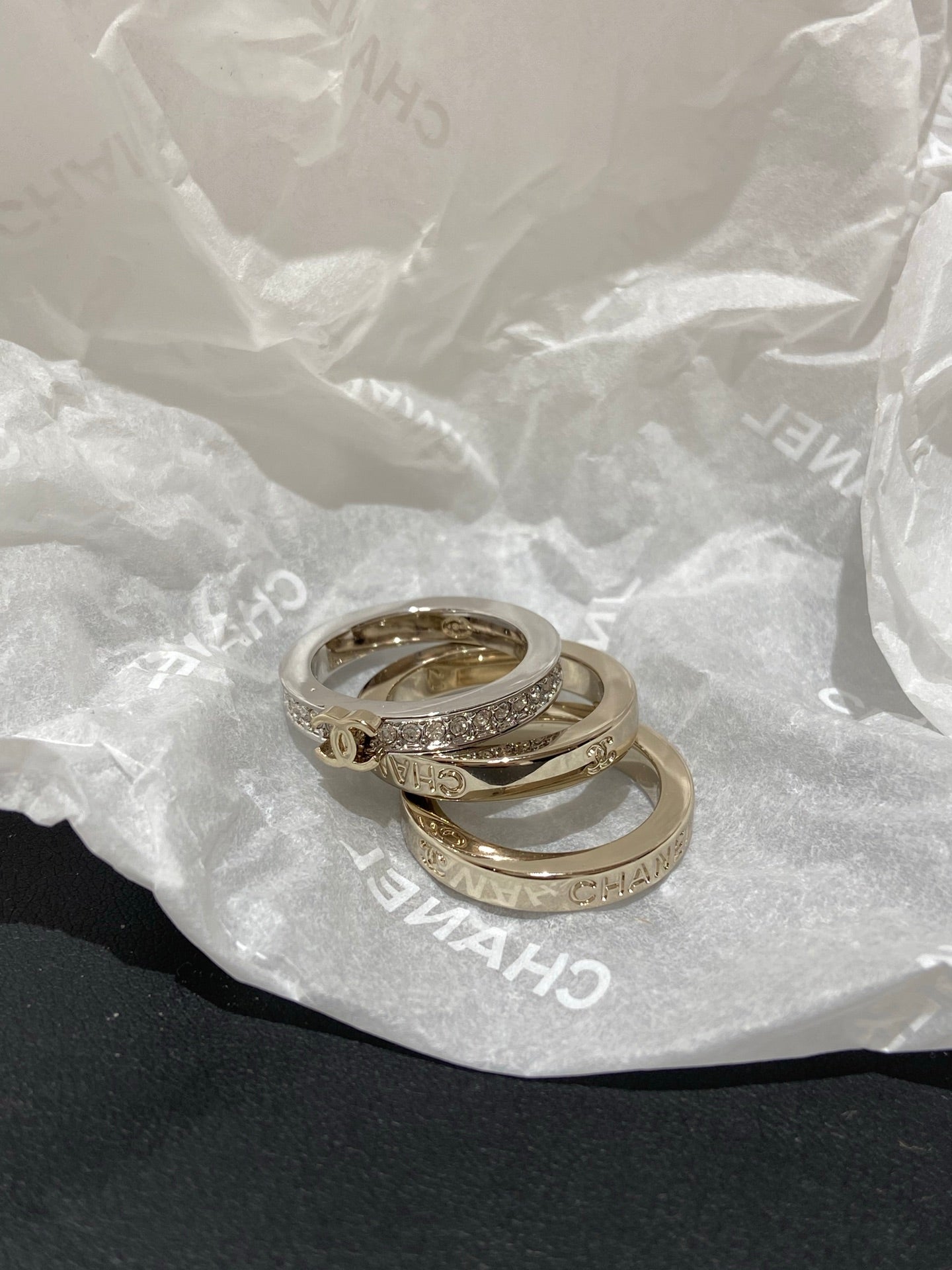 CC Stylish Rhinestone Ring Set