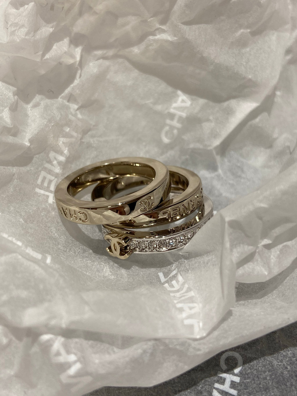 CC Stylish Rhinestone Ring Set