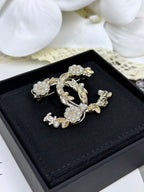 Stylish CC Pearl Brooch