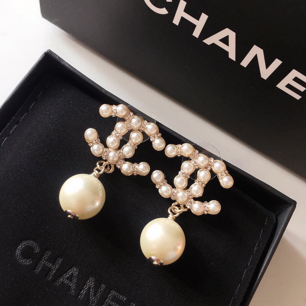 Stylish CC Pearl Earrings
