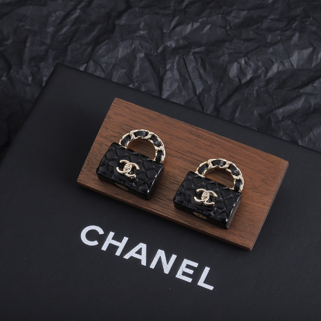 Stylish CC Handbag-Shaped Earrings