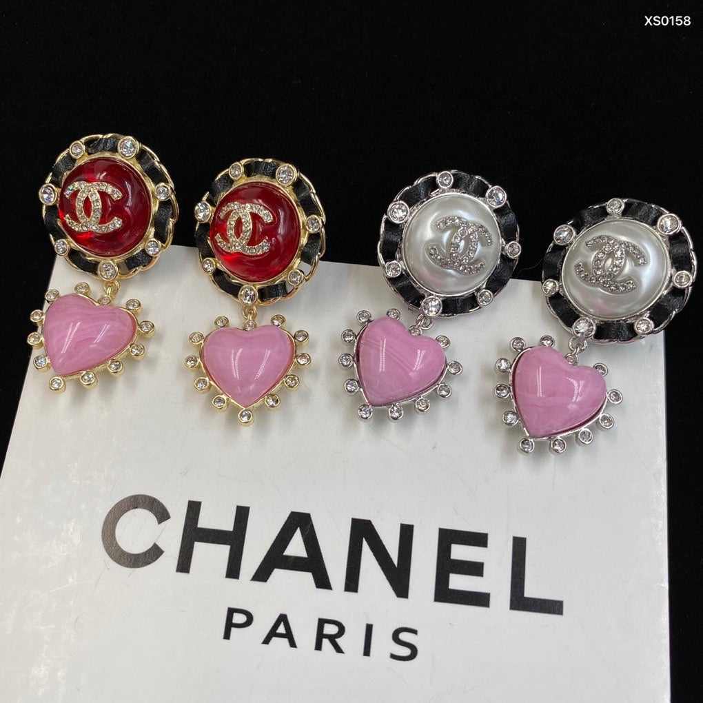 Stylish CC Rhinestone &amp Pearl Earrings
