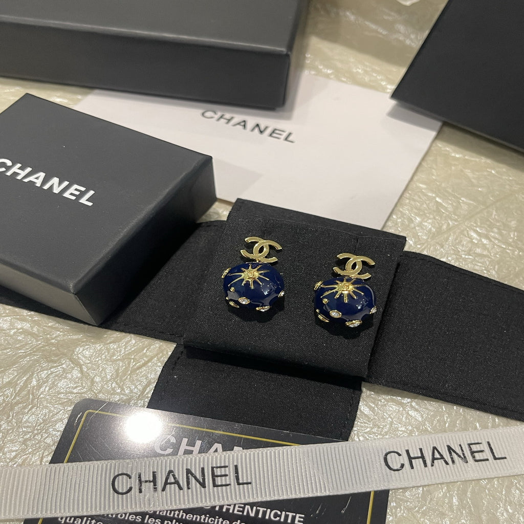 Fashionable CD Drill Earrings