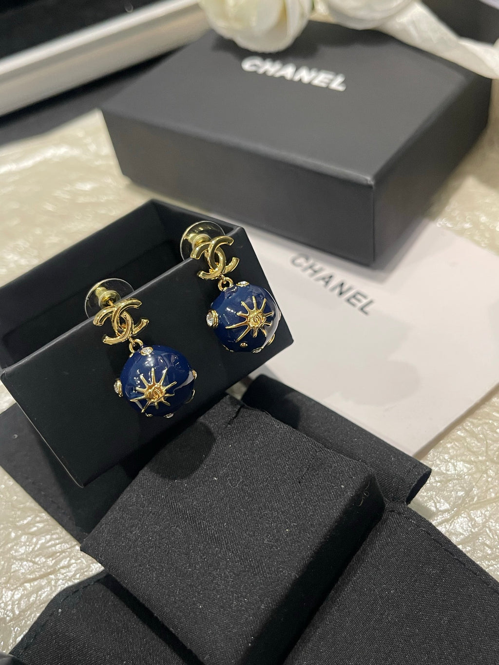 Fashionable CD Drill Earrings