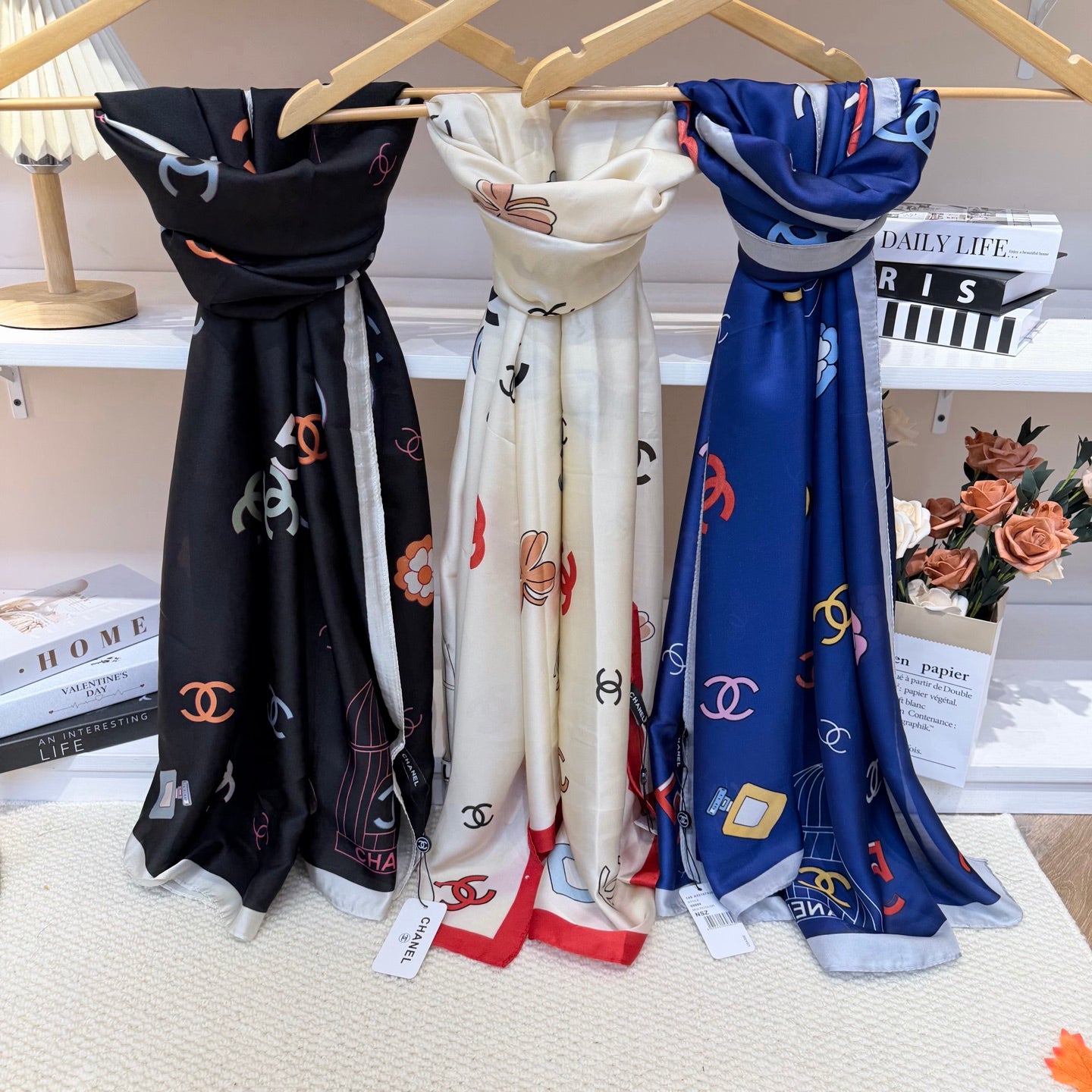 Fashionable CC Pattern Silk Scarf