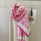 Fashionable Four-Leaf Clover Pattern Silk Scarf