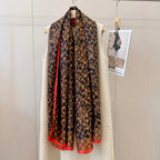 Fashionable Four-Leaf Clover Pattern Silk Scarf