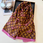 Fashionable Four-Leaf Clover Pattern Silk Scarf