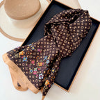 Fashionable Four-Leaf Clover Pattern Silk Scarf